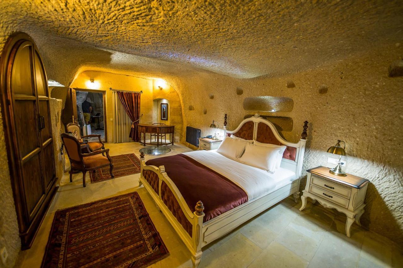 Maya Cave Uchisar Luaran gambar